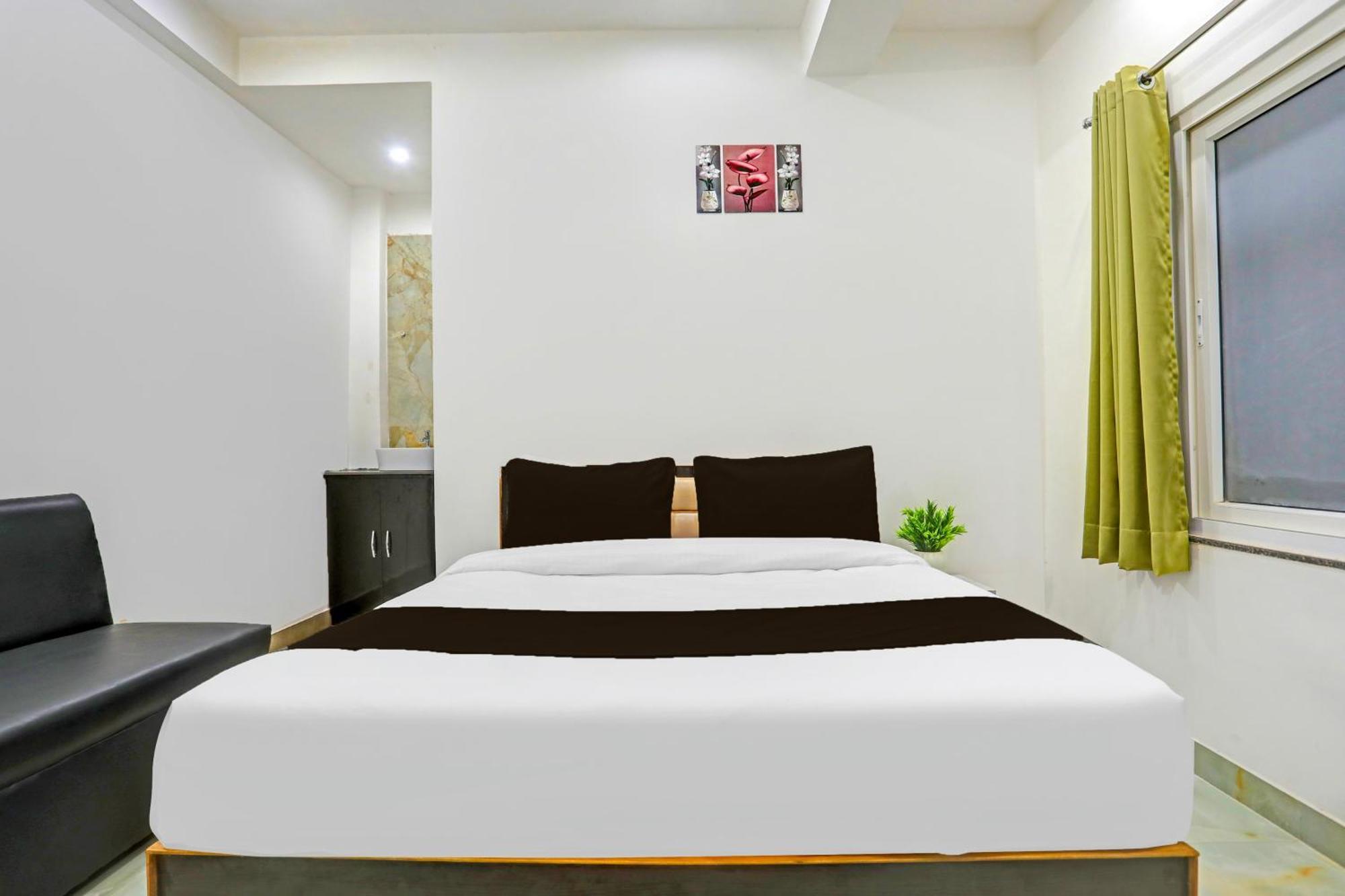 Hotel O The Maruti Paying Guest House Varanasi Exterior photo